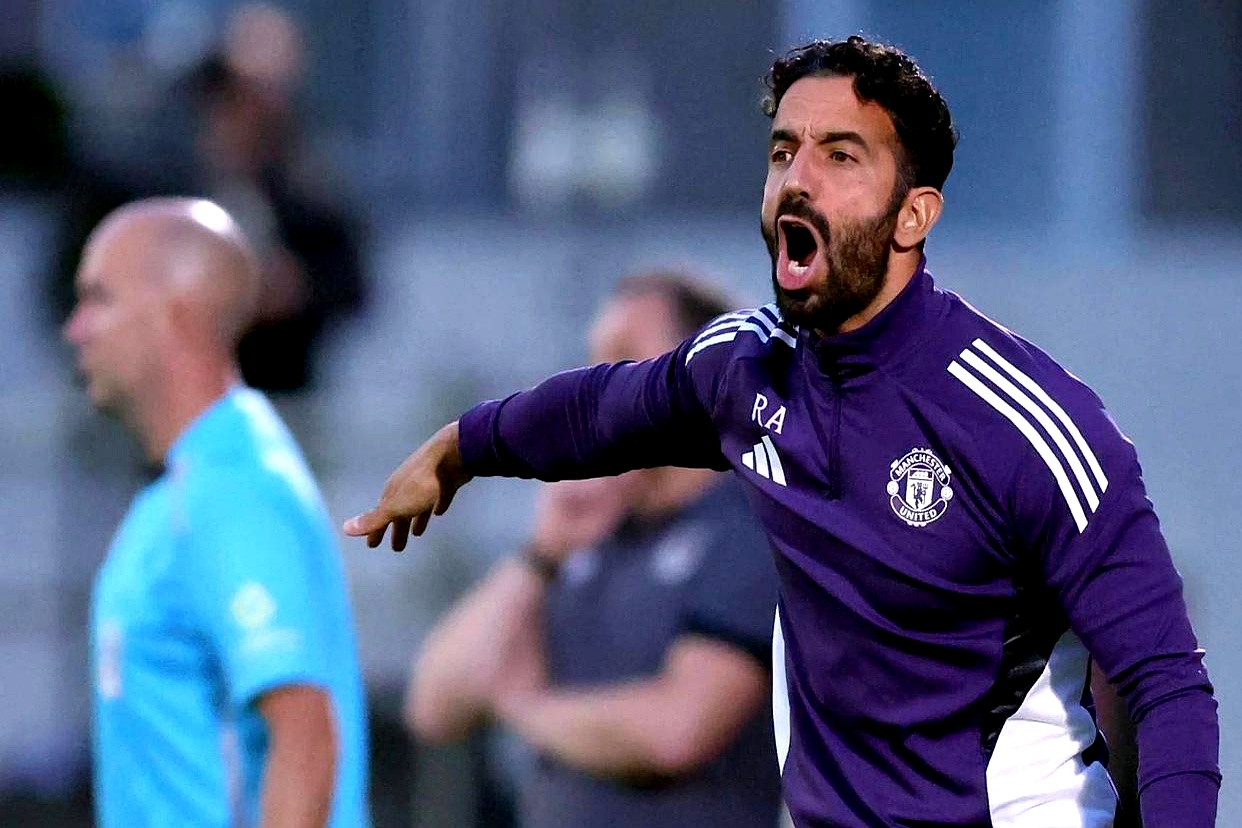 爱游戏娱乐曼联训练开放日，转会期门线救险引欢呼，西甲在即，细节决定成败的简单介绍