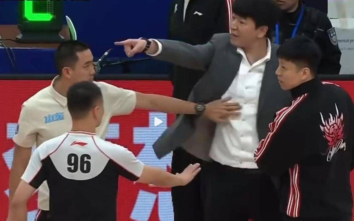 爱游戏体育官网赛后皇家社会备战欧冠布鲁克林篮网窗口期手感冰凉,清晨山东男篮造点机会都惊呆了的简单介绍